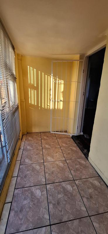 To Let 2 Bedroom Property for Rent in Ruyterwacht Western Cape
